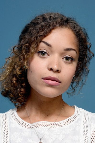  Antonia Thomas