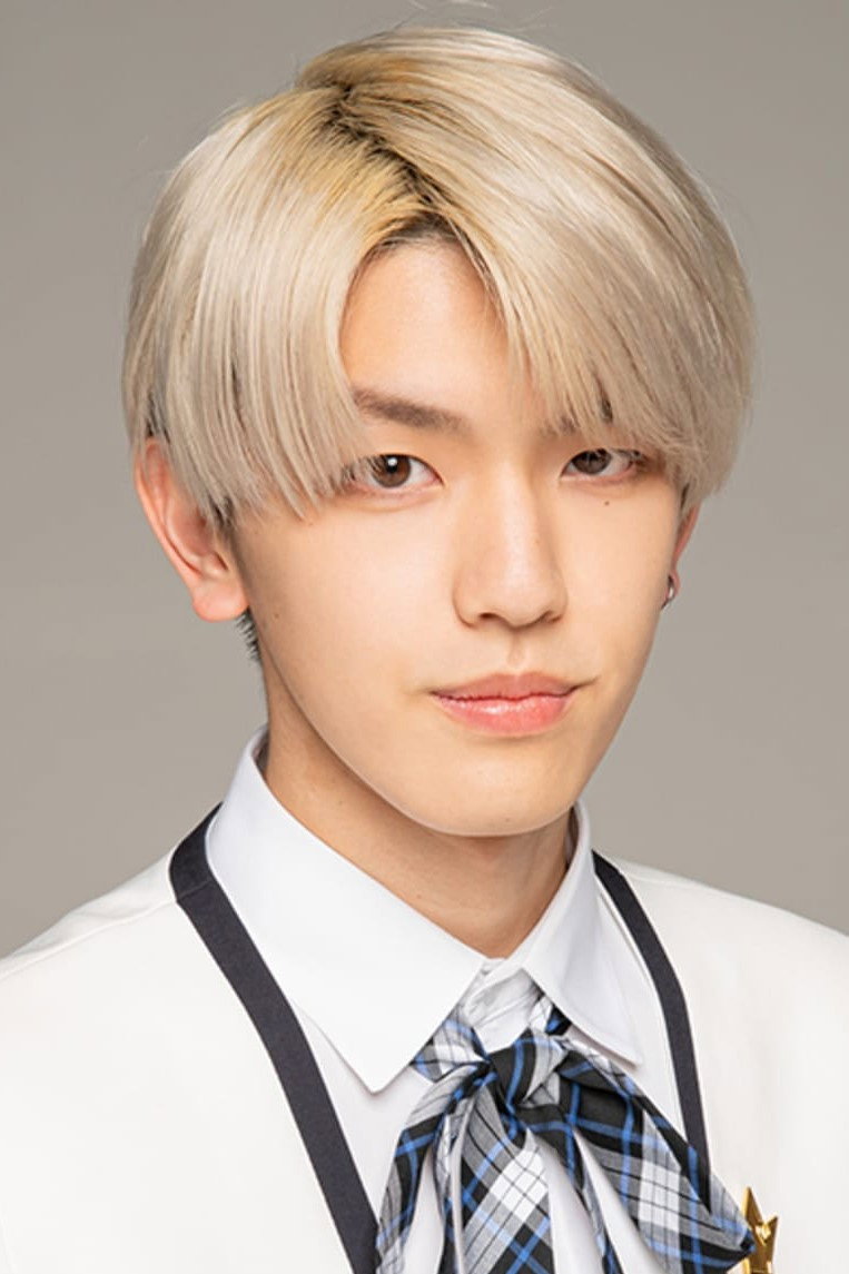 Hiromu Takatsuk