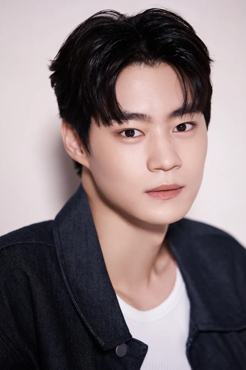 Hyun Woo Seok