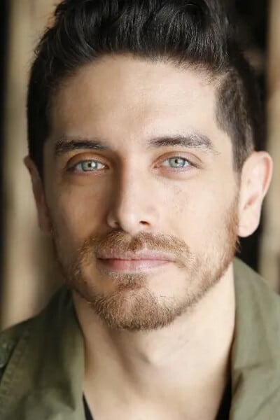 Josh Keaton,