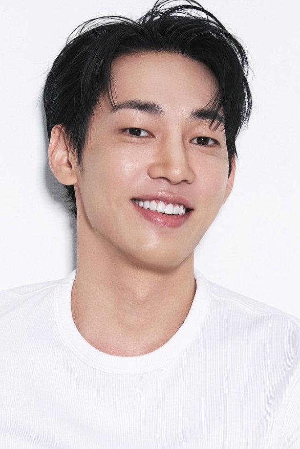 Kim Kang-woo