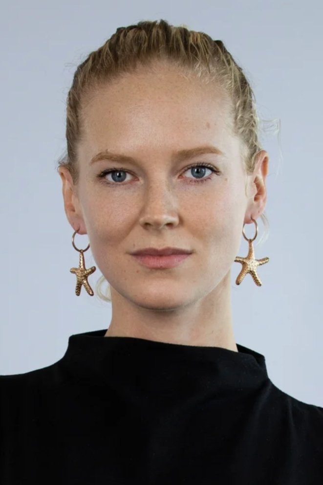 Rosy McEwen